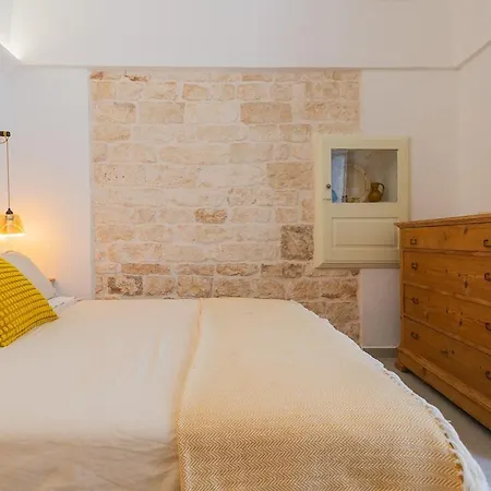Dimora Giulia - Designer Townhouse With Balcony Ceglie Messapica