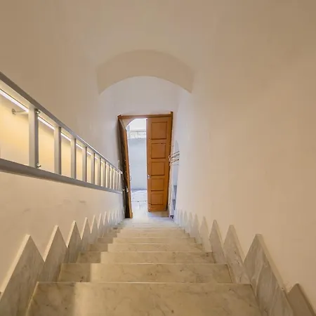 Dimora Giulia - Designer Townhouse With Balcony Ceglie Messapica