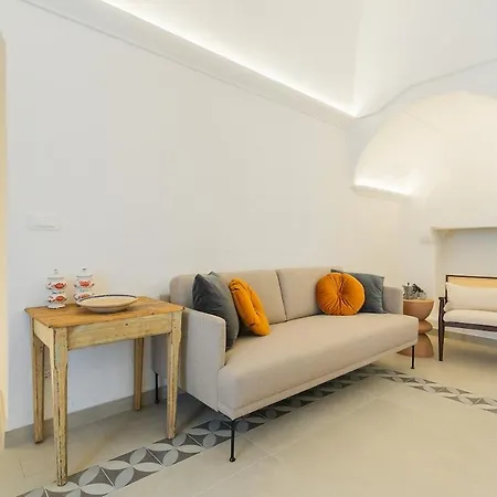 Holiday home Dimora Giulia - Designer Townhouse With Balcony Ceglie Messapica