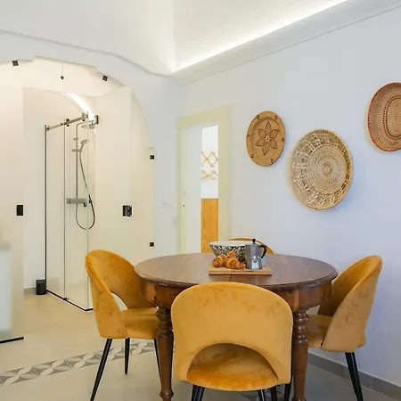 Holiday home Dimora Giulia - Designer Townhouse With Balcony